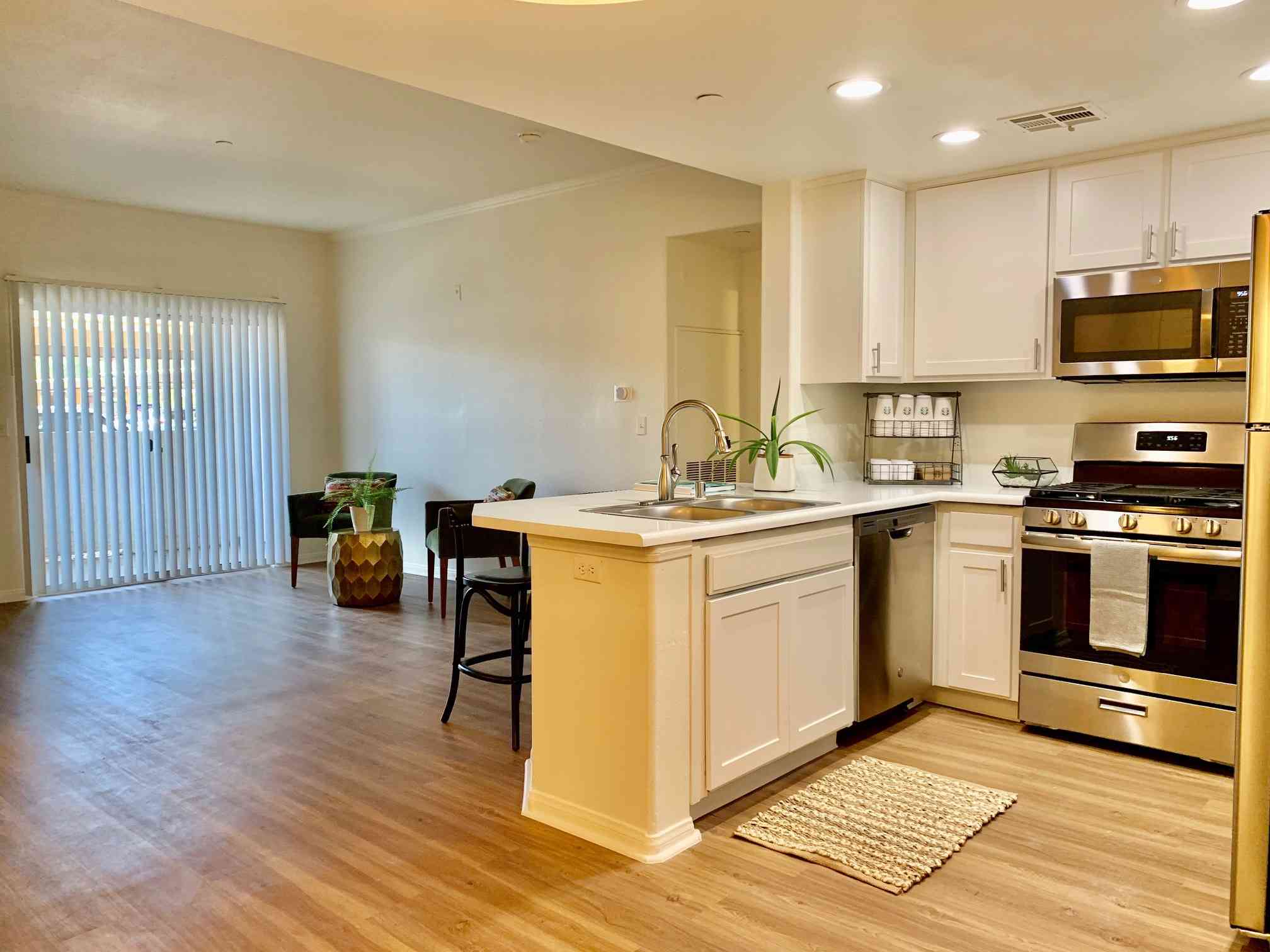 kitchen living room view